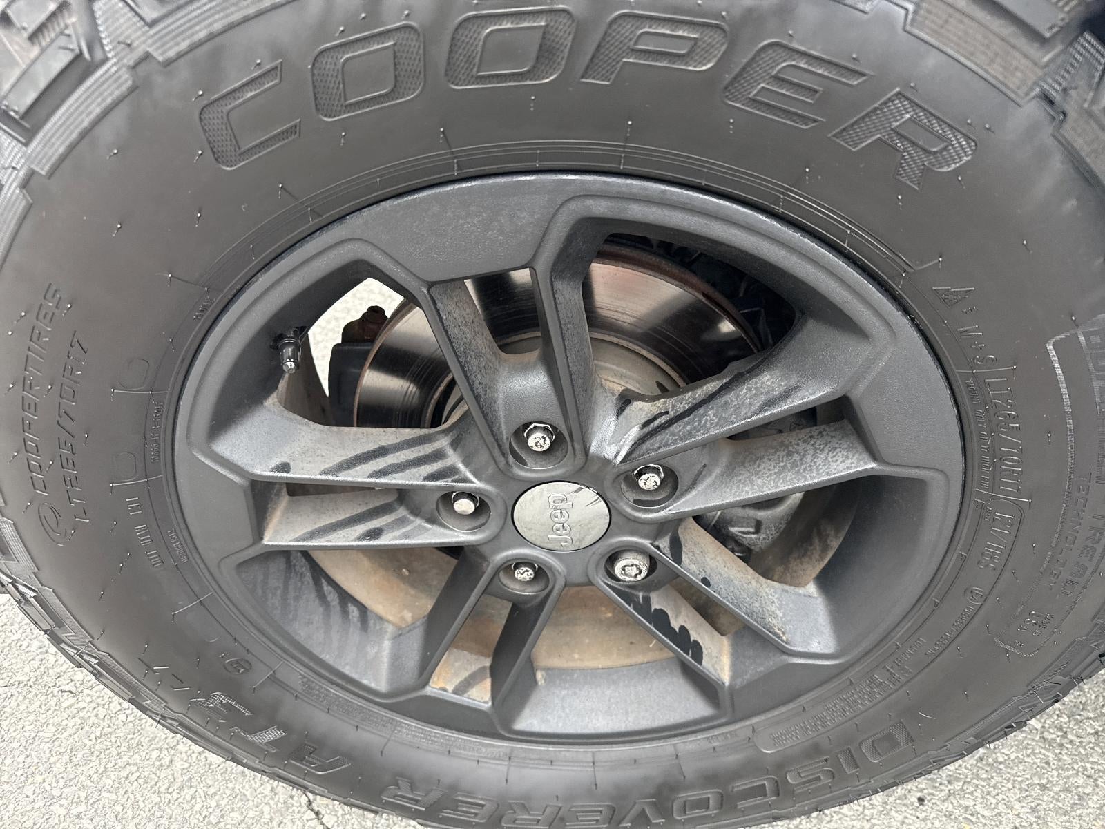 2017 Jeep Wrangler Unlimited Winter 4x4 *Ltd Avail*