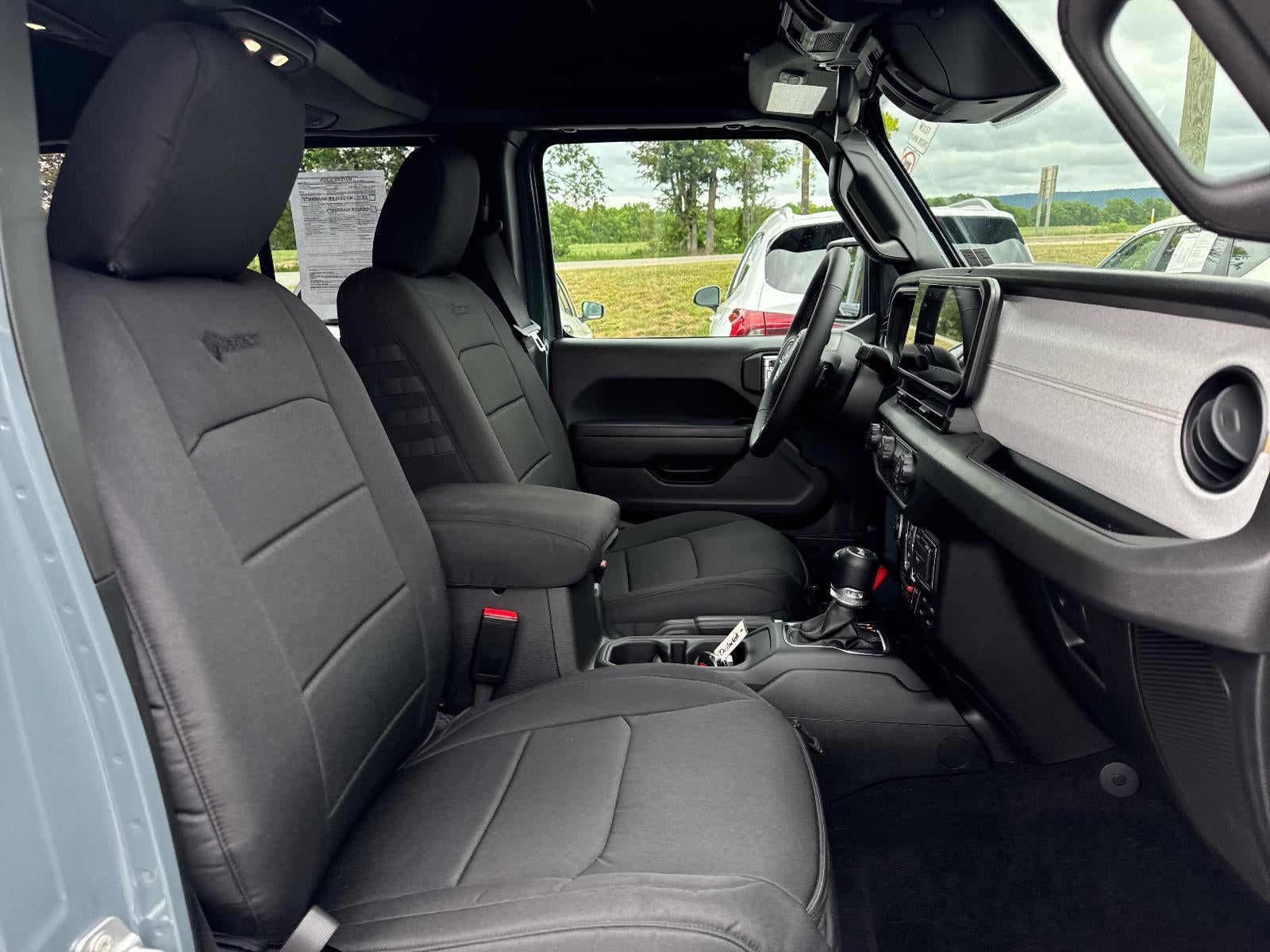 2025 Jeep Wrangler Willys 4 Door 4x4