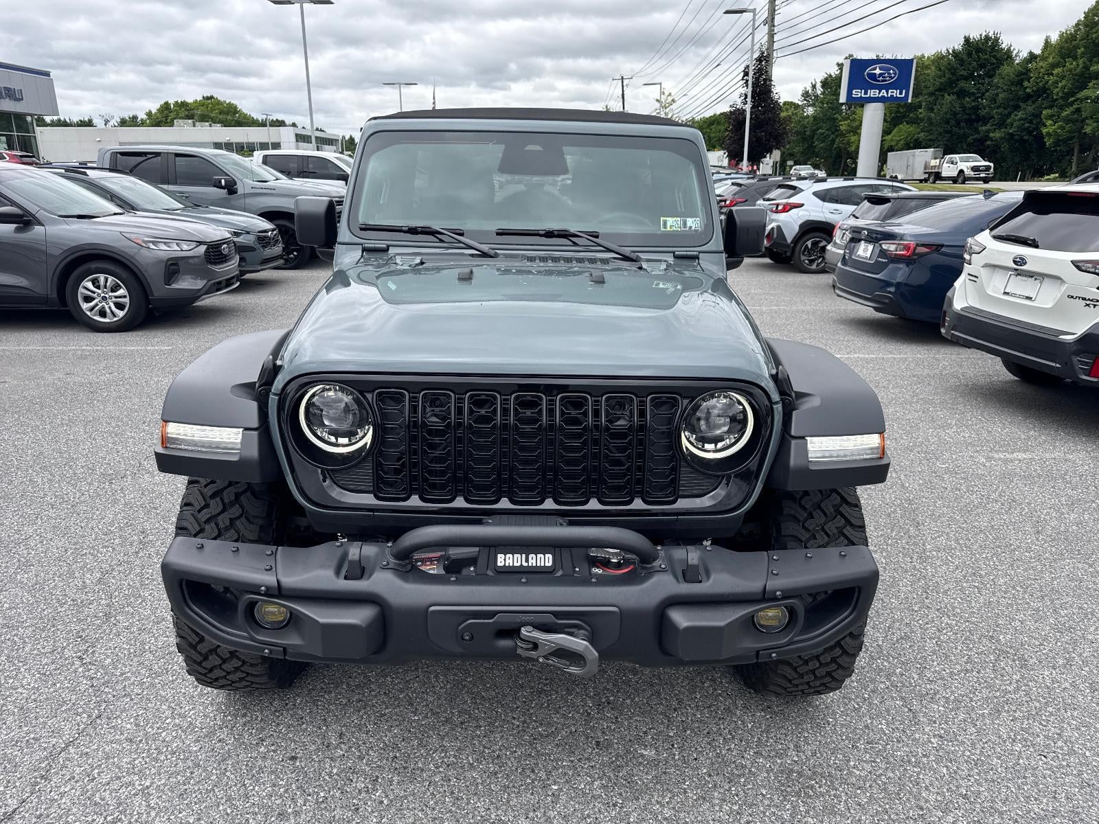 2025 Jeep Wrangler Willys 4 Door 4x4
