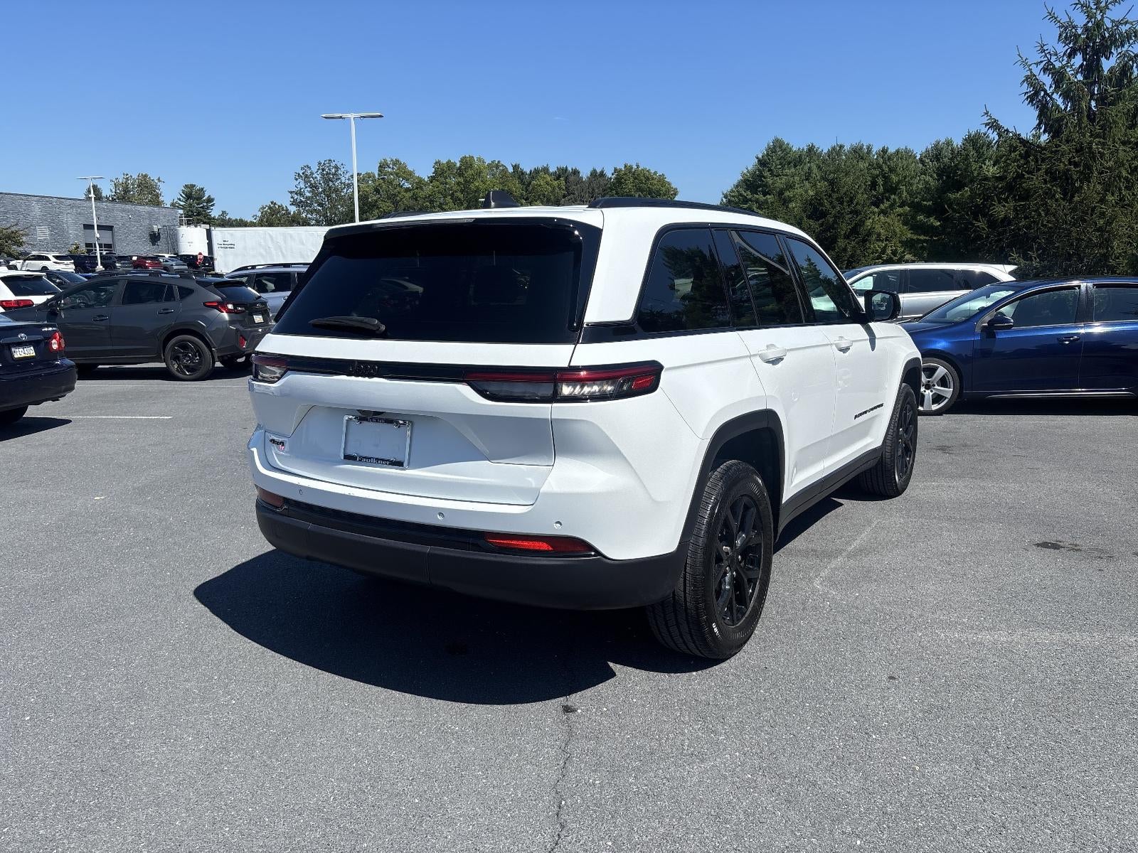 2025 Jeep Grand Cherokee Altitude 4x4
