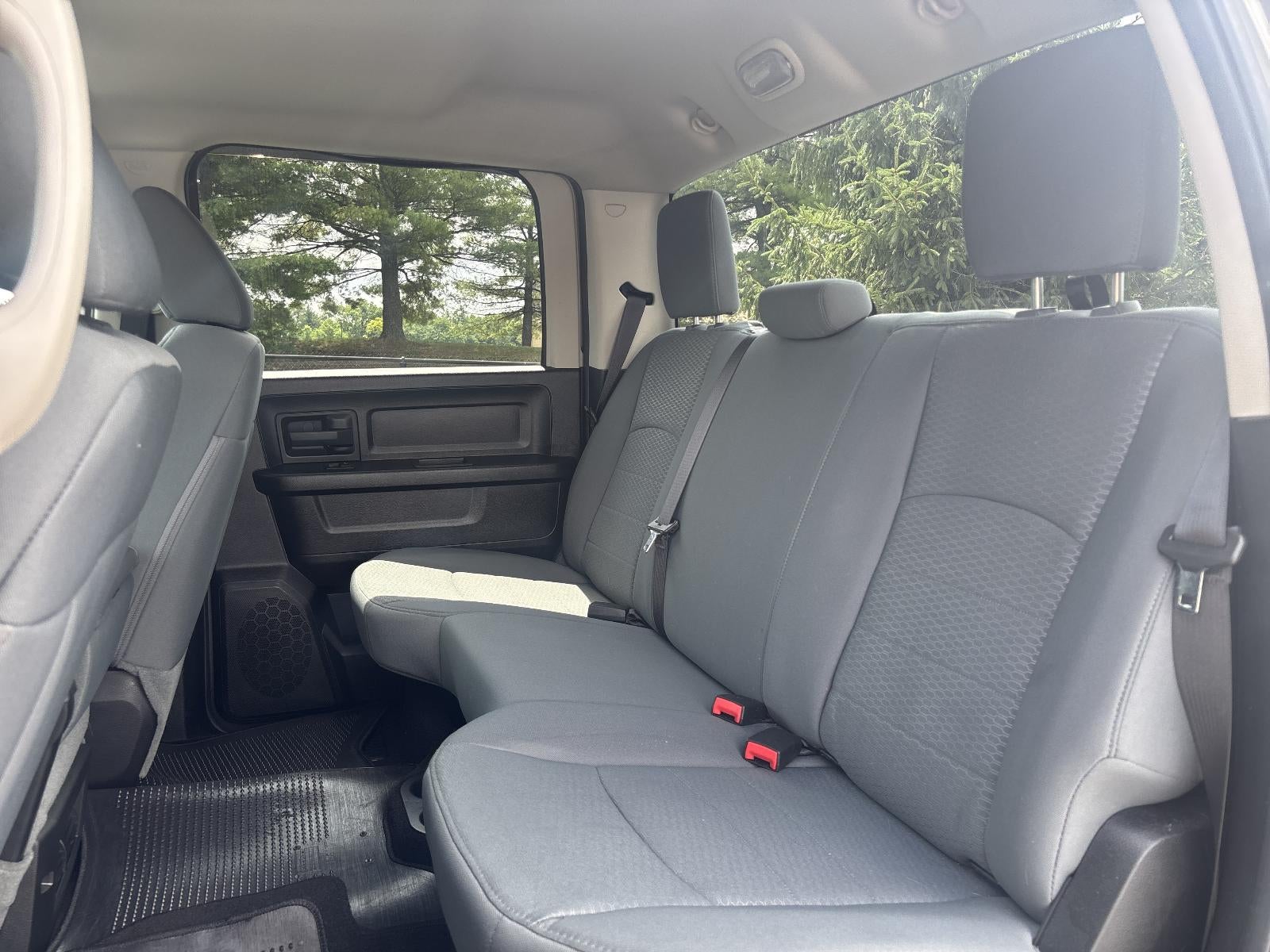 2014 RAM 1500 4WD Crew Cab 5.7 Ft Box Tradesman