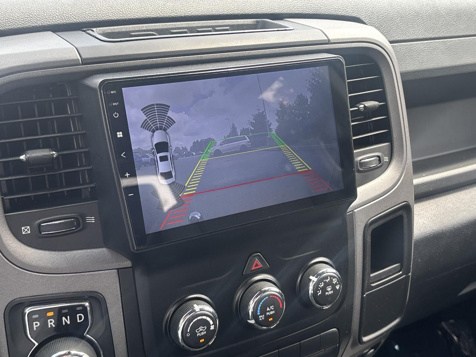 2014 RAM 1500 4WD Crew Cab 5.7 Ft Box Tradesman