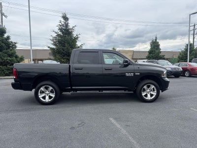 2016 RAM 1500 4WD Crew Cab 5.7 Ft Box Sport