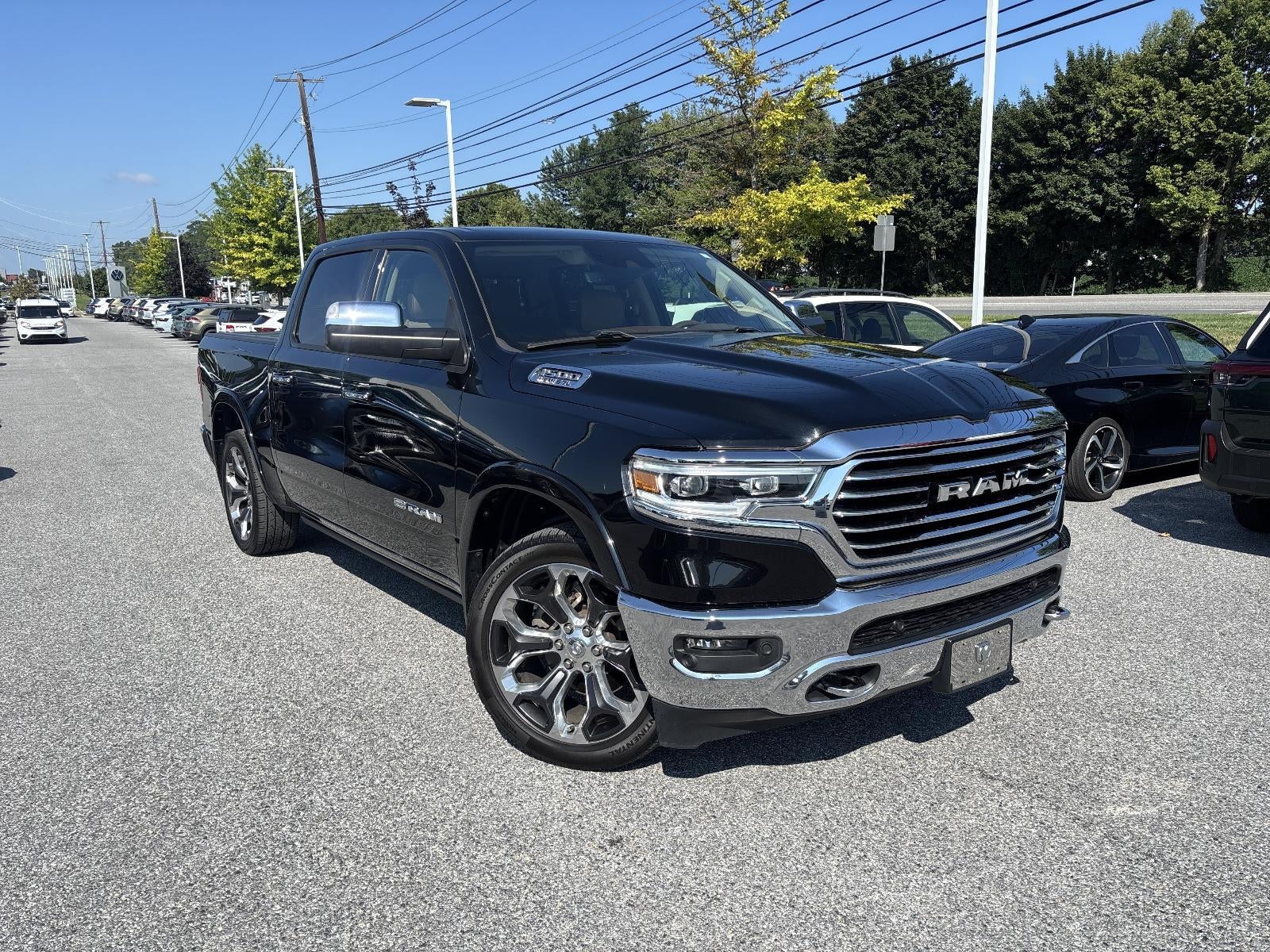2019 RAM 1500 Longhorn 4x4 Crew Cab 5'7" Box