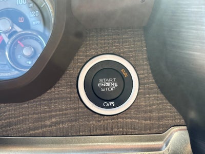 2019 RAM 1500 Longhorn 4x4 Crew Cab 5'7" Box