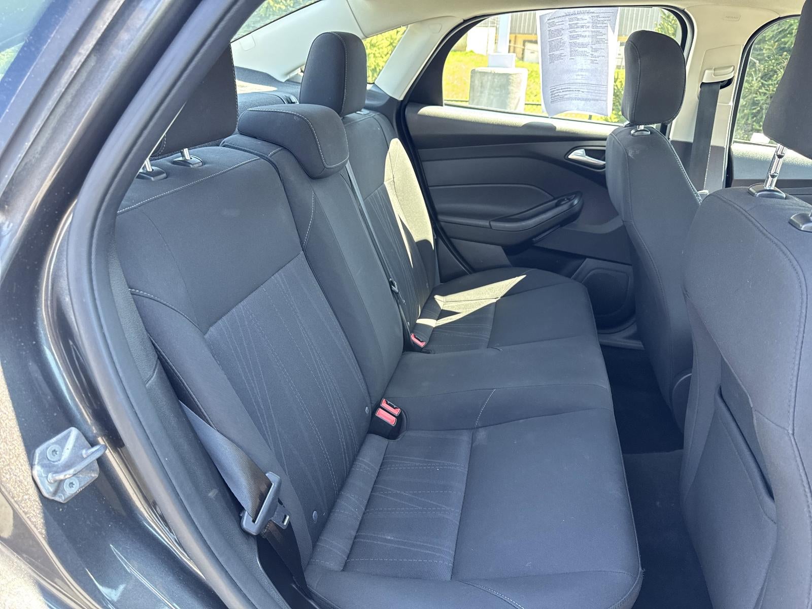 2016 Ford Focus 4dr Sdn SE