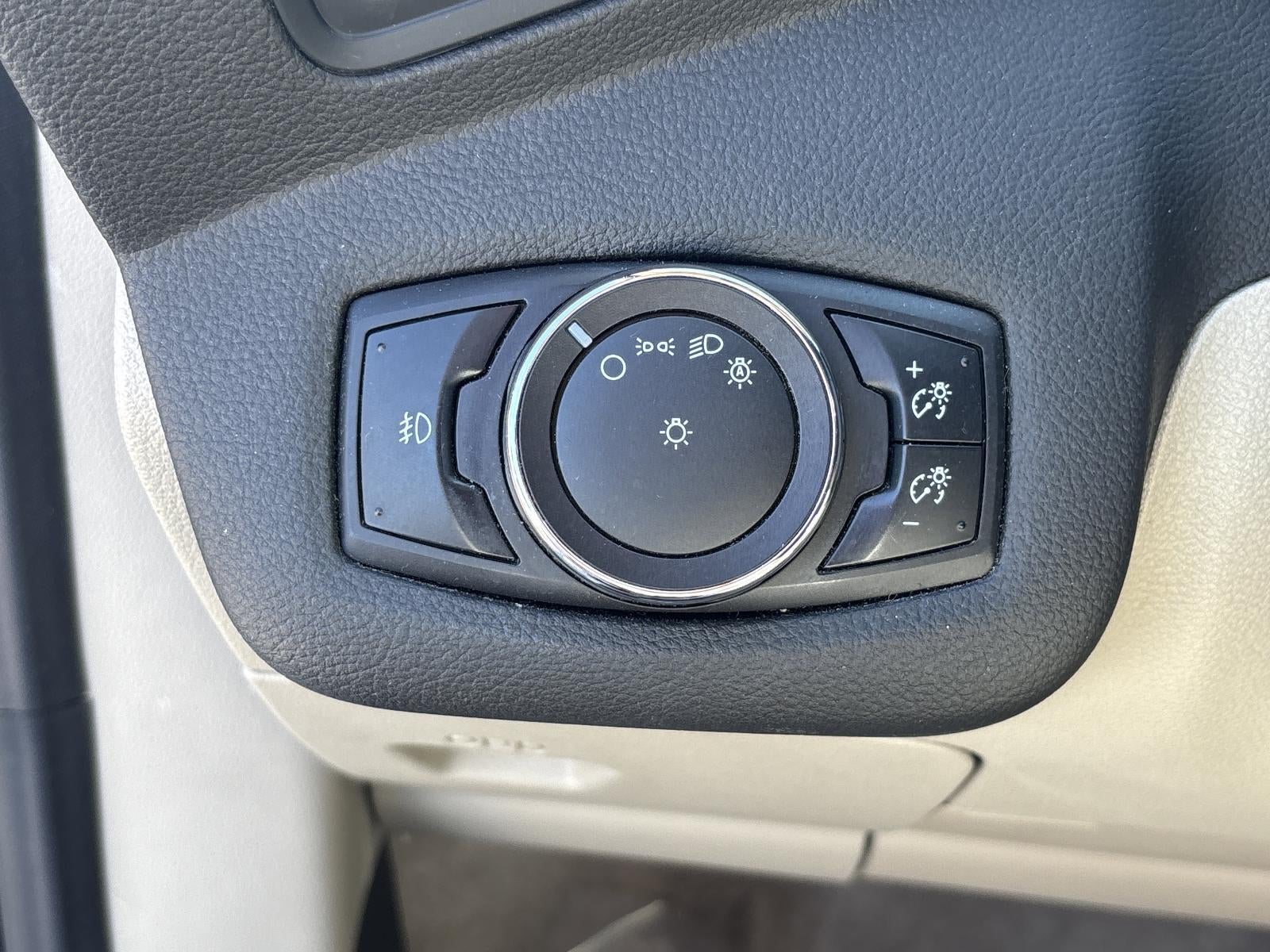 2014 Ford Escape FWD 4dr SE