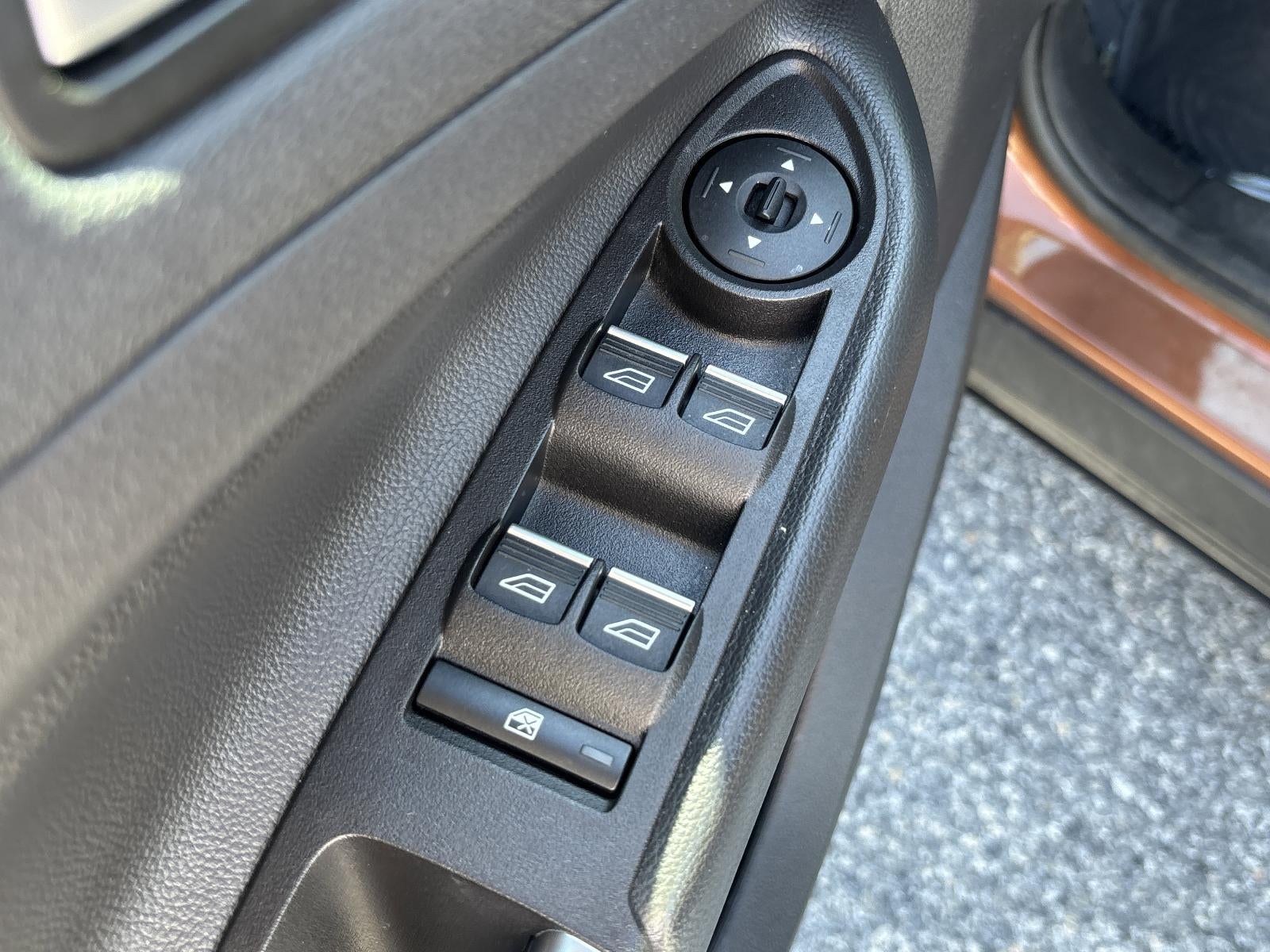 2017 Ford Escape Titanium 4WD