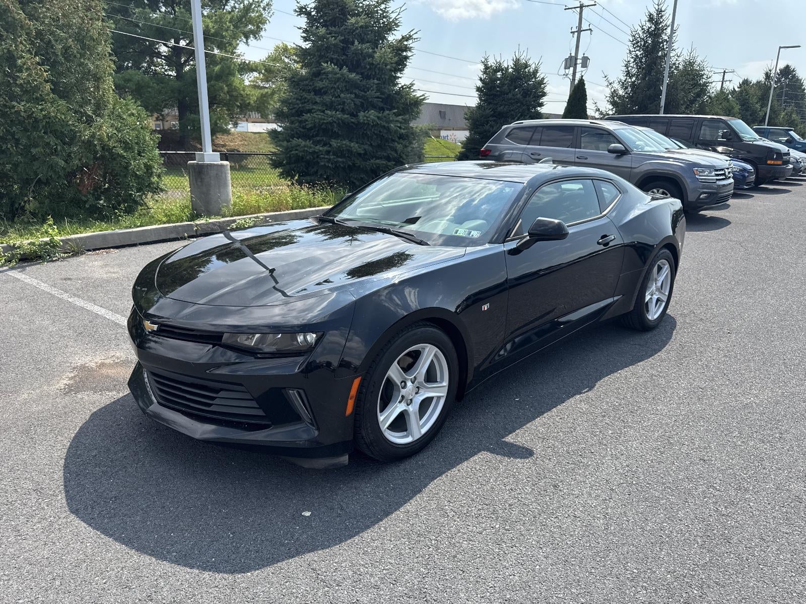 2016 Chevrolet Camaro 2dr Coupe 1LT