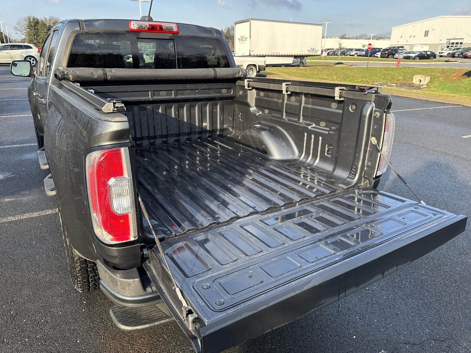 2016 GMC Canyon Crew Cab Short Box 4-Wheel Drive SLE