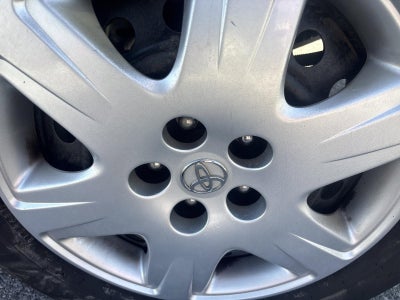 2005 Toyota Corolla LE