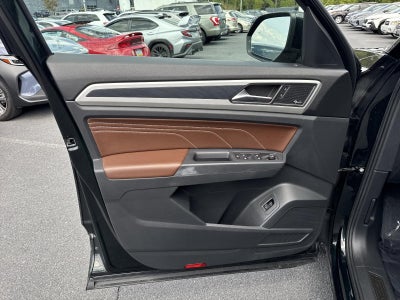 2021 Volkswagen Atlas 3.6L V6 SEL Premium R-Line 4MOTION *Ltd Avail*