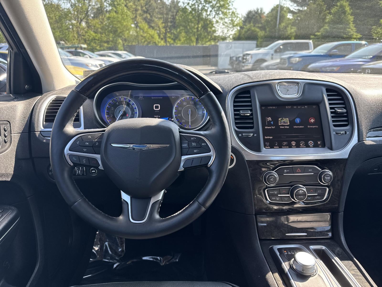 2016 Chrysler 300 4dr Sdn 300C RWD