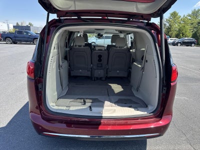 2018 Chrysler Pacifica Touring L FWD