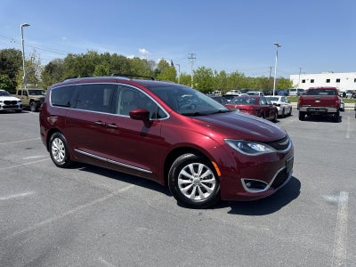 2018 Chrysler Pacifica Touring L FWD