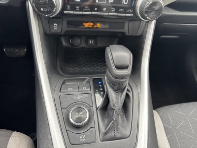 2019 Toyota RAV4 Hybrid XLE AWD (Natl)