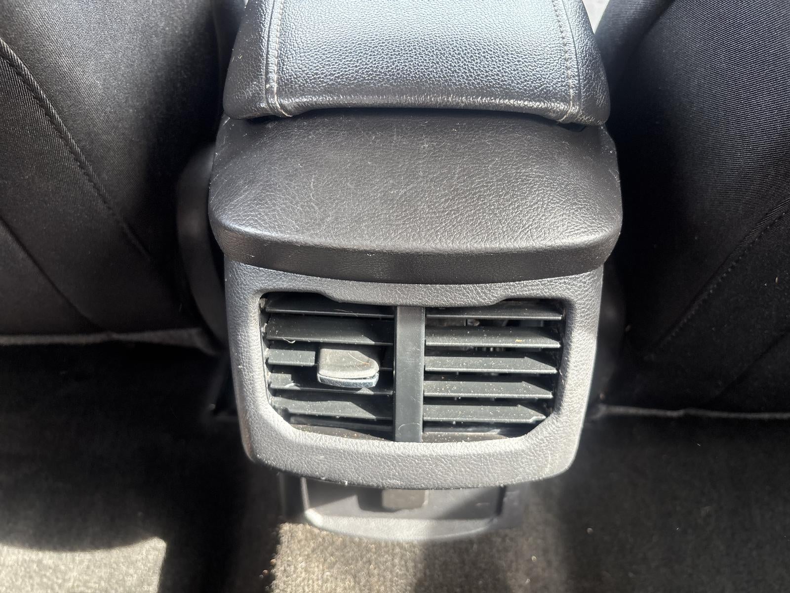 2013 Ford Fusion 4dr Sdn SE FWD