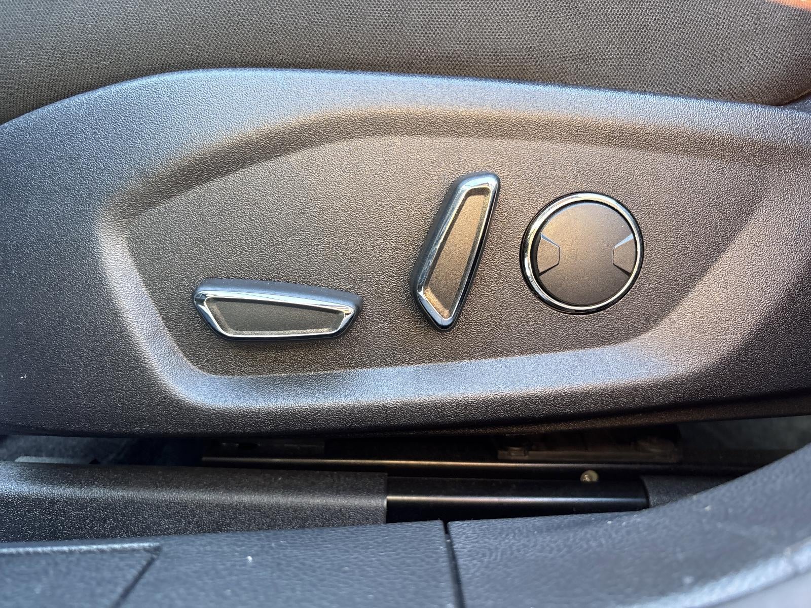 2017 Ford Fusion SE FWD