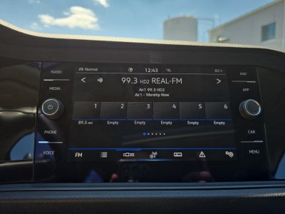 2023 Volkswagen Jetta SEL Auto