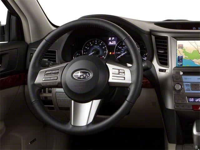 2011 Subaru Outback 2.5i Premium Automatic w/All-Weather Pkg and Power Moonroof Pkg