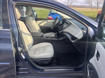 2017 Toyota Avalon Limited (Natl)