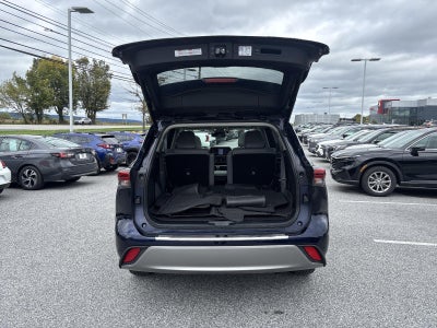 2021 Toyota Highlander Platinum AWD (Natl)