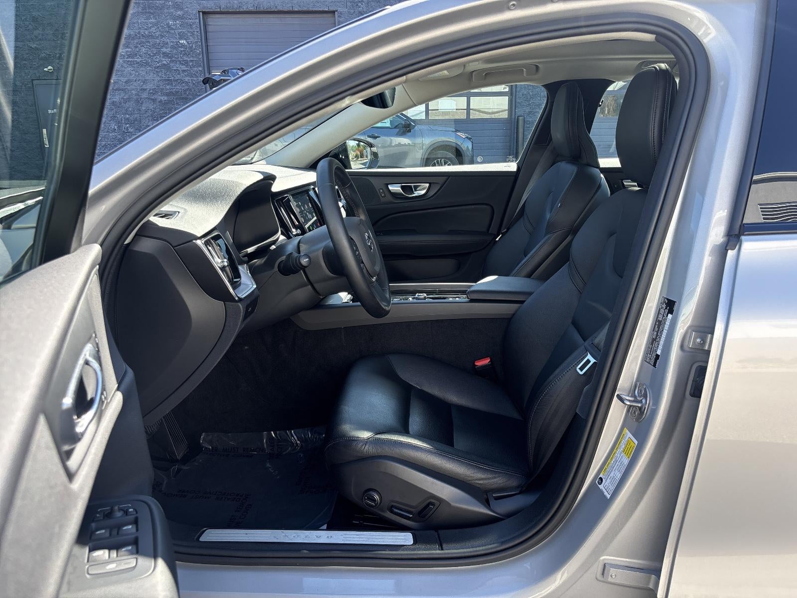 2025 Volvo S60 B5 FWD Core