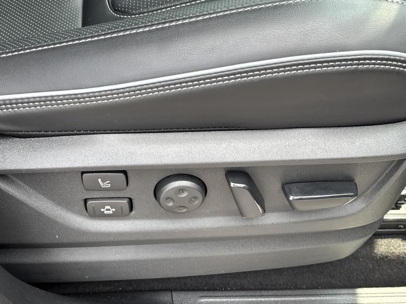 2025 INFINITI QX80 SENSORY AWD