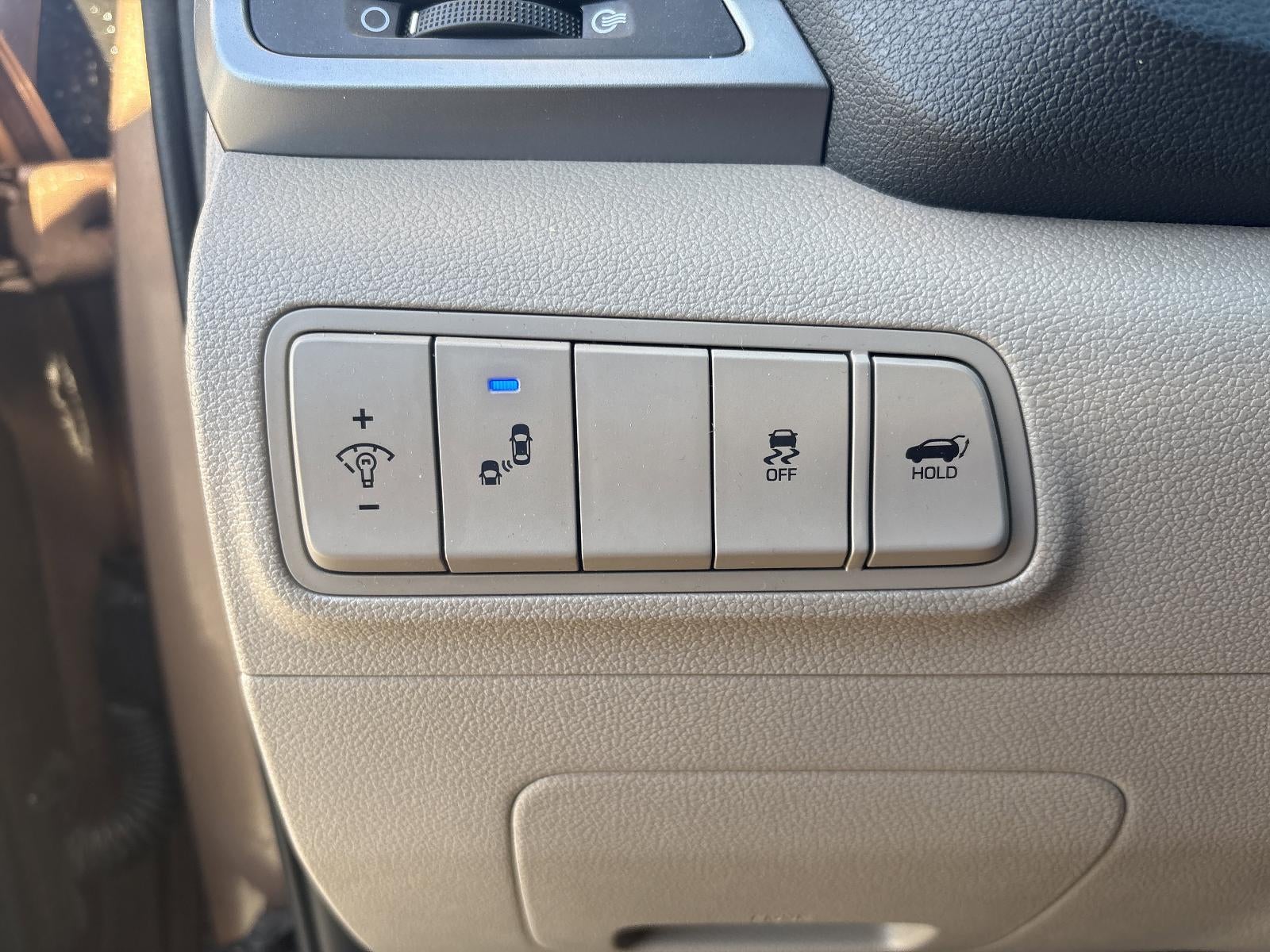 2016 Hyundai TUCSON AWD 4dr Sport w/Beige Int