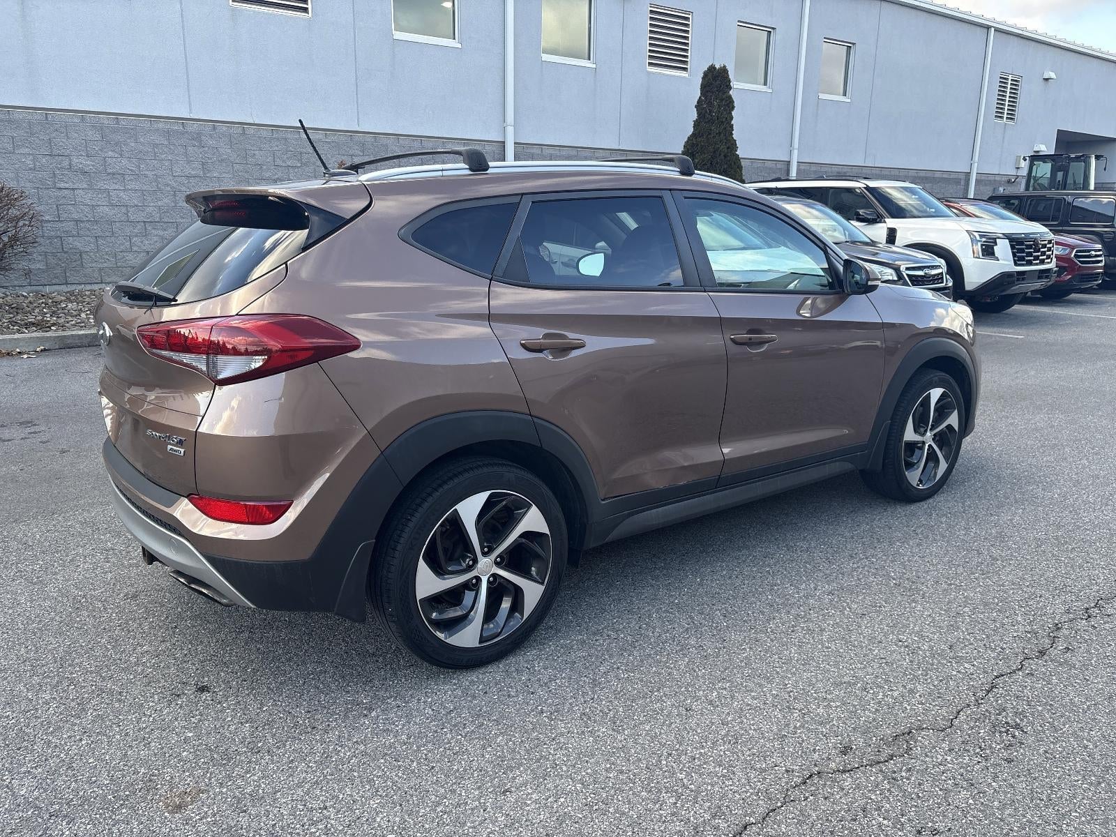 2016 Hyundai TUCSON AWD 4dr Limited