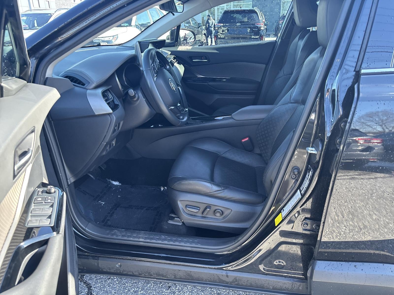 2021 Toyota C-HR Limited FWD (Natl)