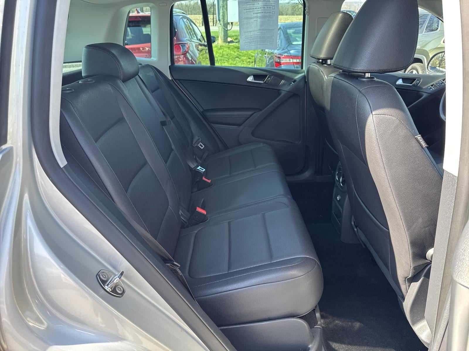 2011 Volkswagen Tiguan 2WD 4dr Auto S