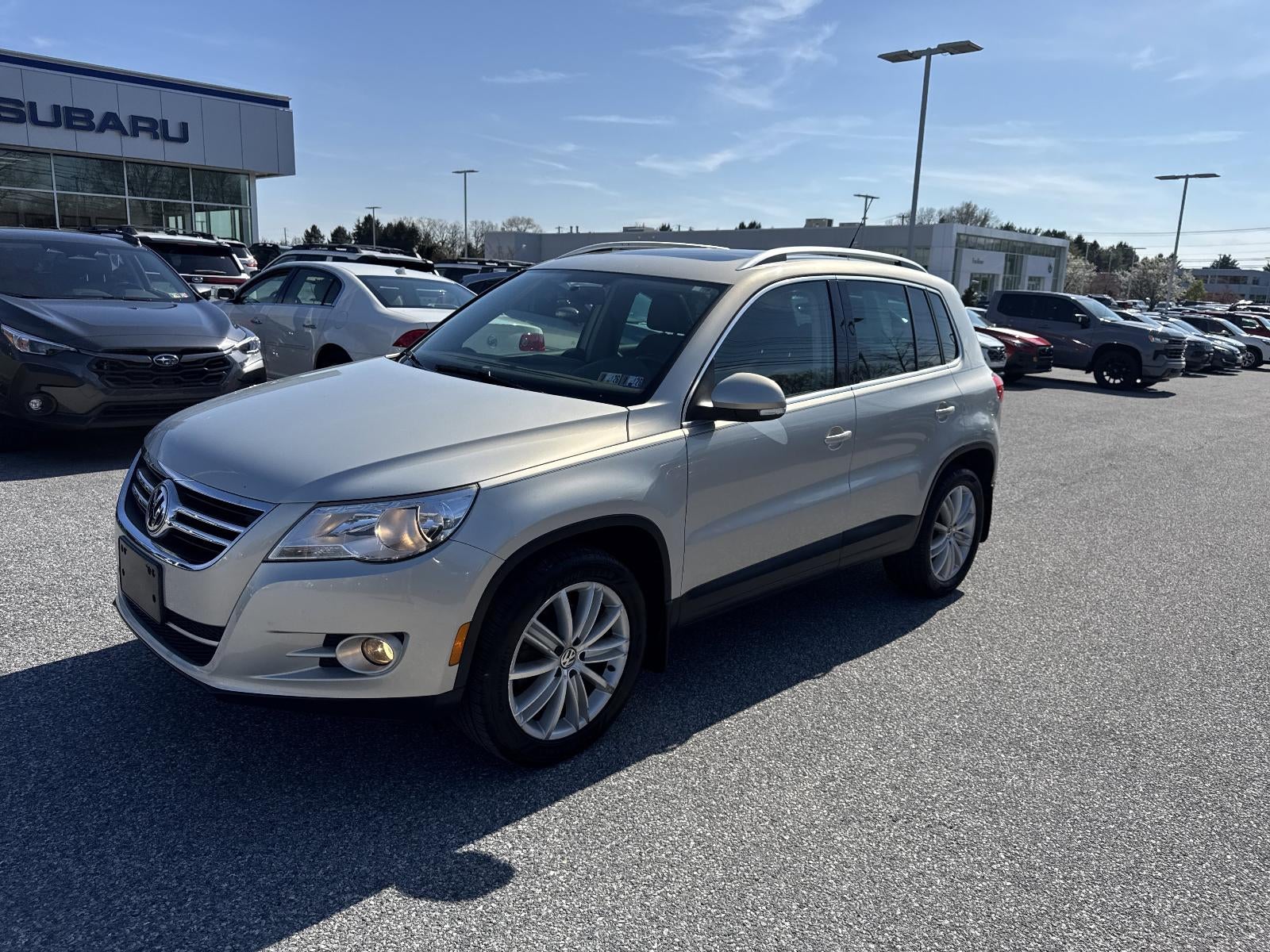 2011 Volkswagen Tiguan 2WD 4dr Auto S