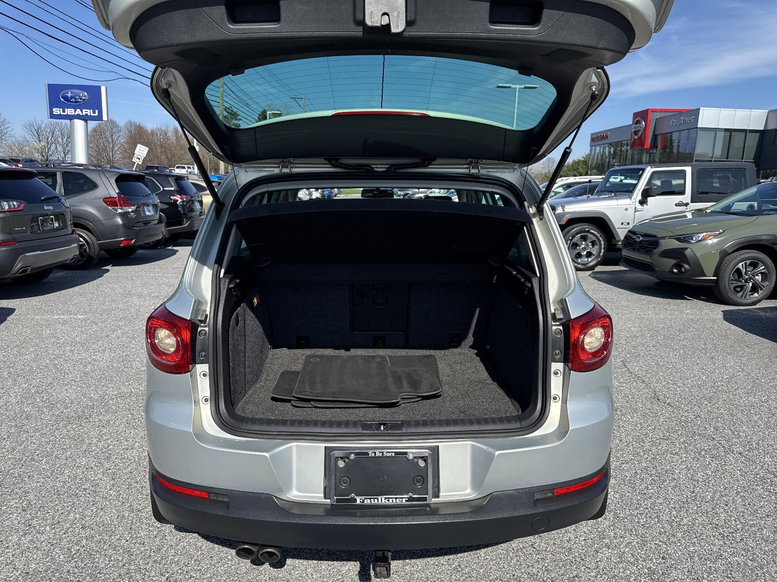 2011 Volkswagen Tiguan 2WD 4dr Auto S