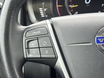 2016 Volvo XC60 AWD 4dr T6 Drive-E