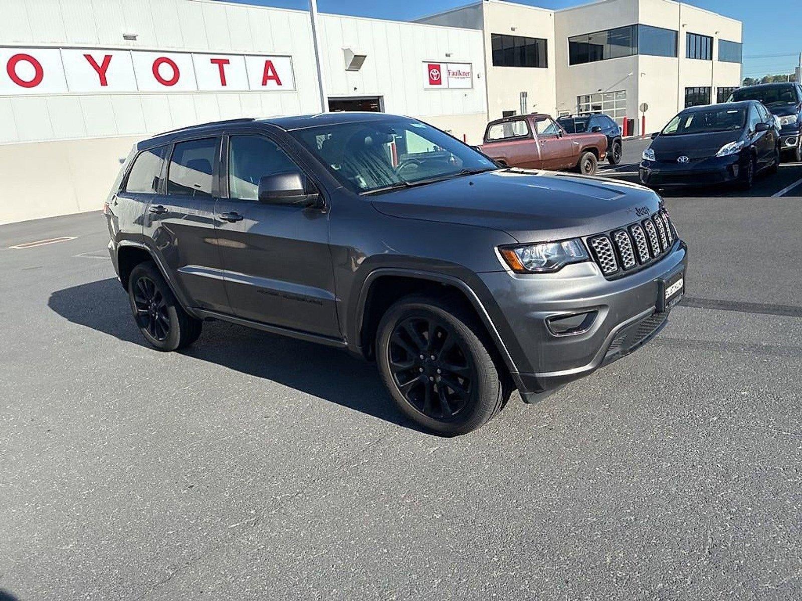 2021 Jeep Grand Cherokee Laredo X 4x4