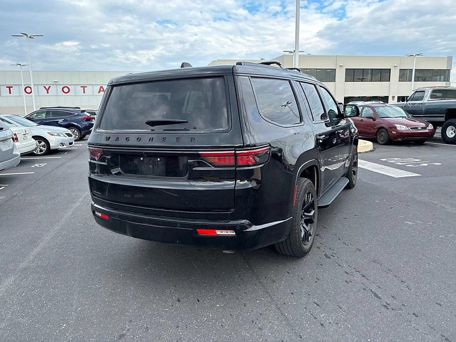 2023 Jeep Wagoneer Series II Carbide 4x4
