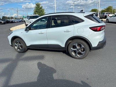 2025 Ford Escape ST-Line Select AWD