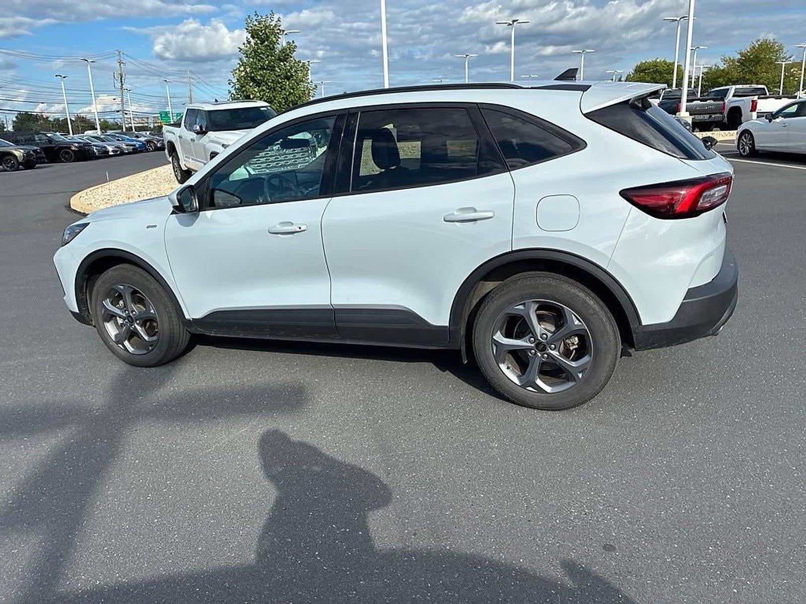 2025 Ford Escape ST-Line Select AWD