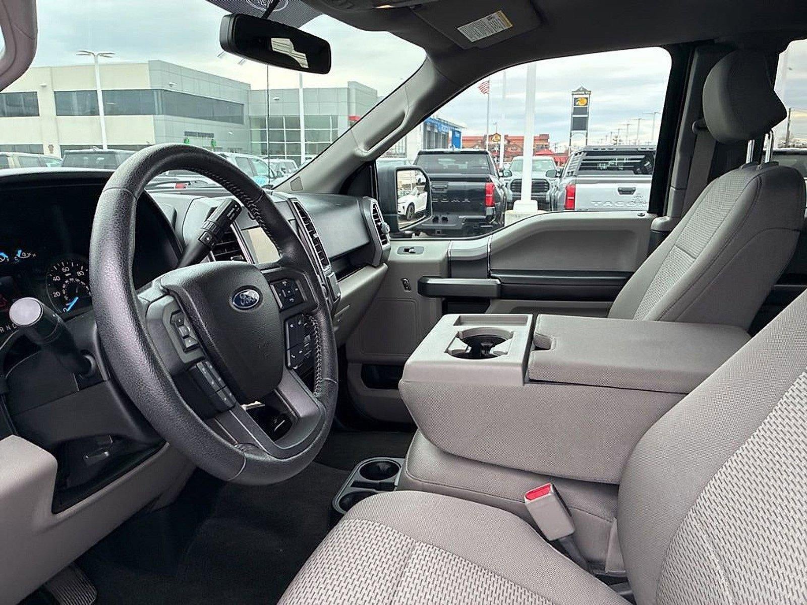 2015 Ford F-150 4WD SuperCab 6-1/2 Ft Box XLT