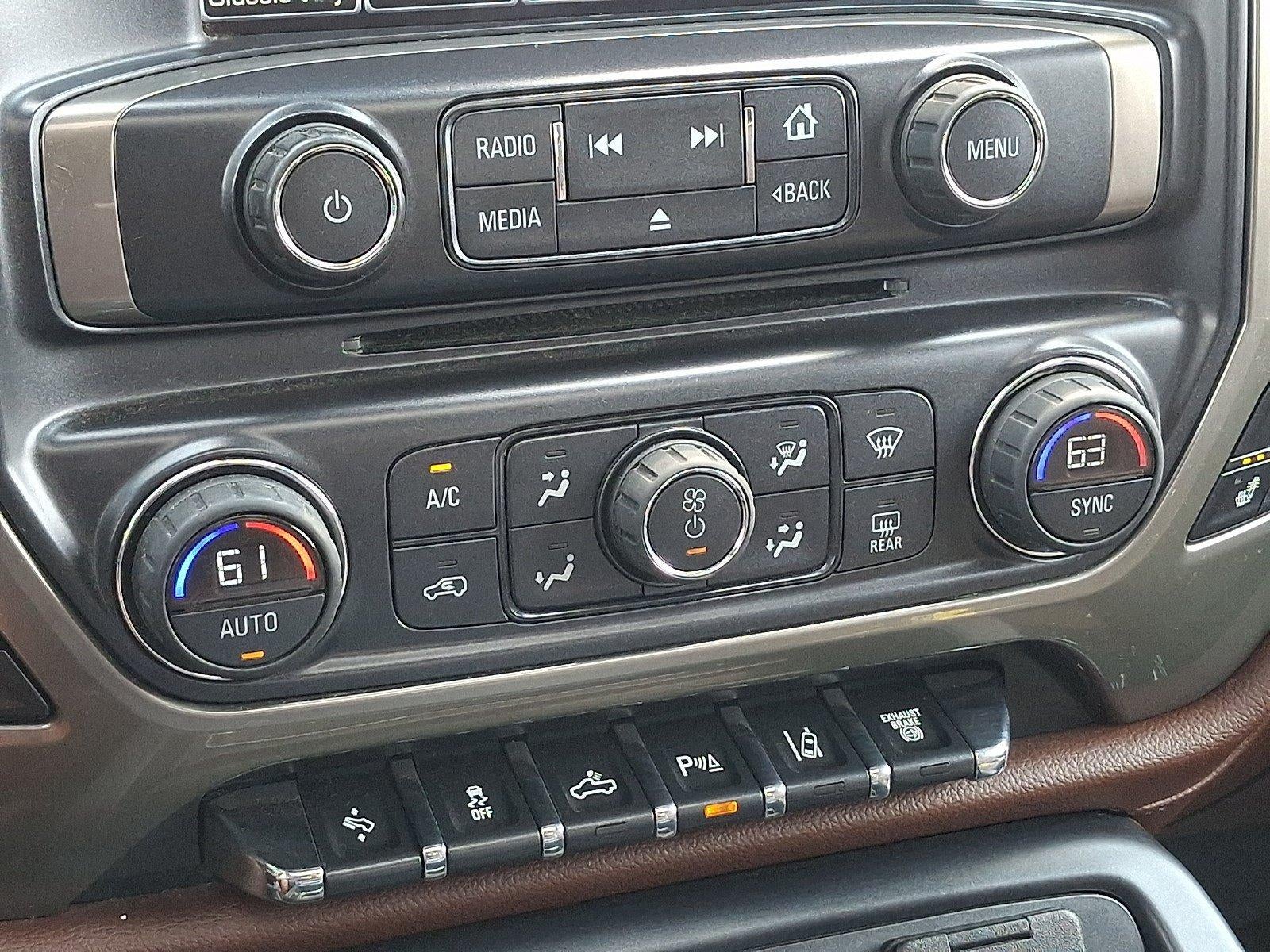 2016 Chevrolet Silverado 2500 HD Crew Cab Standard Box 4-Wheel Drive High Country