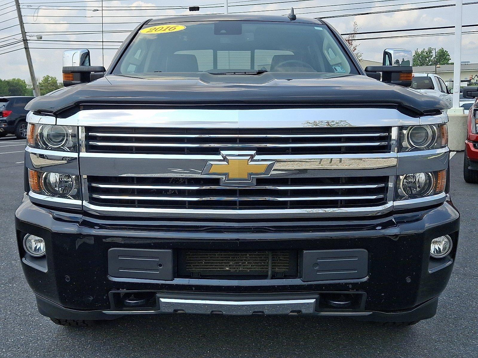 2016 Chevrolet Silverado 2500 HD Crew Cab Standard Box 4-Wheel Drive High Country