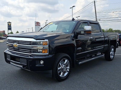 2016 Chevrolet Silverado 2500 HD Crew Cab Standard Box 4-Wheel Drive High Country