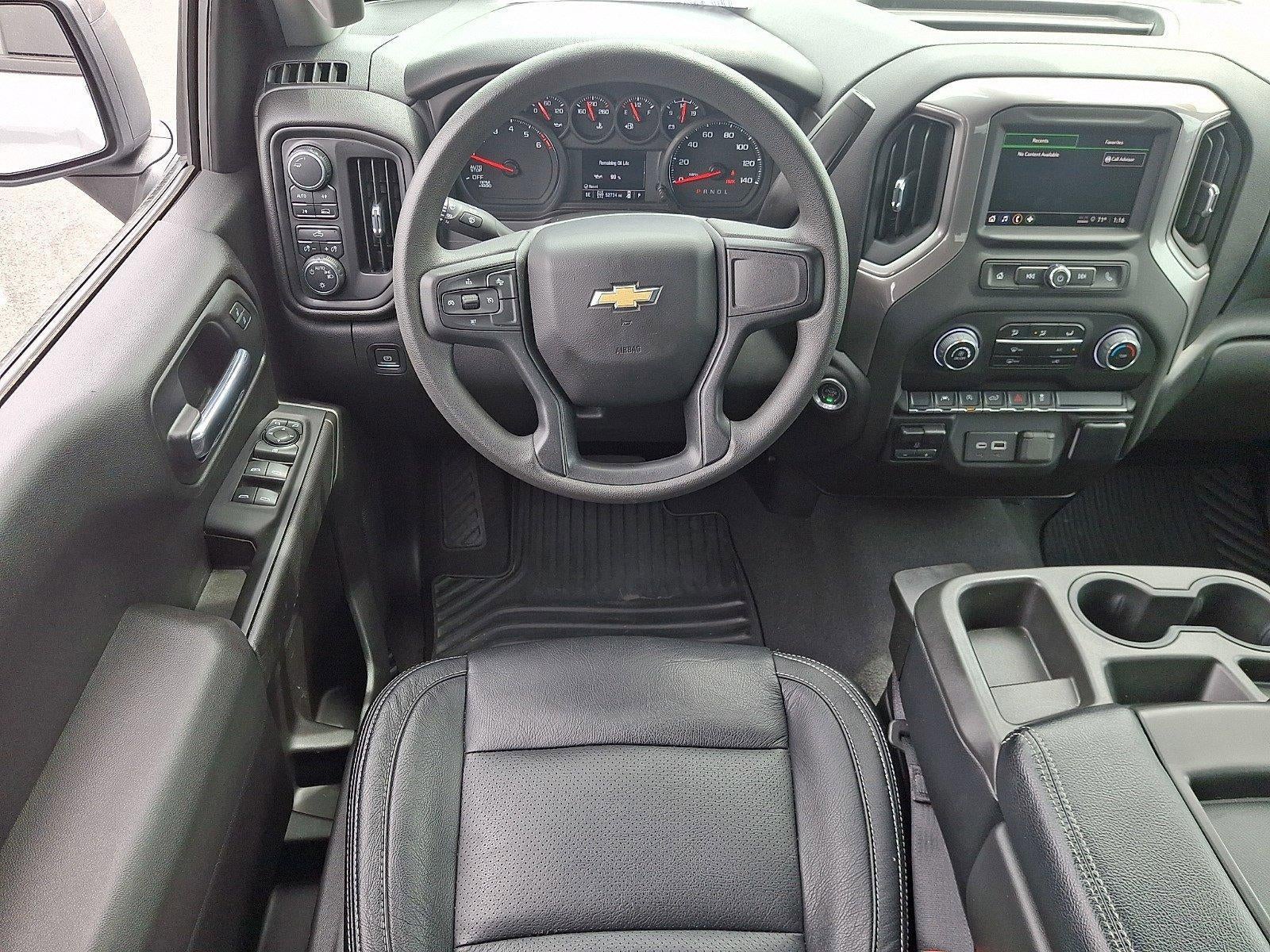 2023 Chevrolet Silverado 1500 Crew Cab Short Box 4-Wheel Drive Custom