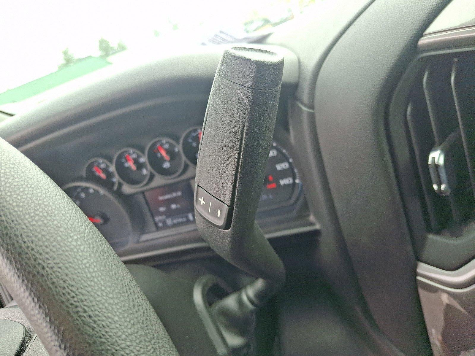2023 Chevrolet Silverado 1500 Crew Cab Short Box 4-Wheel Drive Custom
