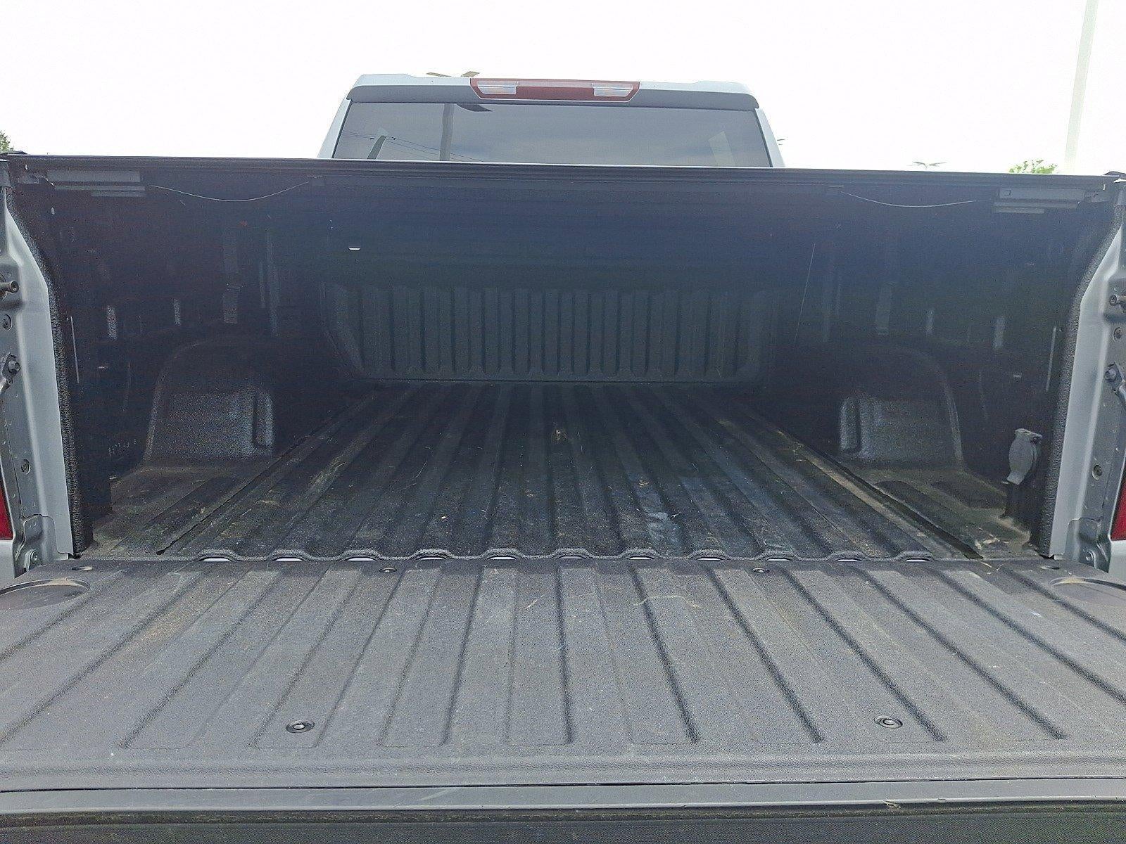 2023 Chevrolet Silverado 1500 Crew Cab Short Box 4-Wheel Drive Custom