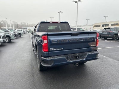2022 Chevrolet Silverado 1500 Crew Cab Short Box 4-Wheel Drive Custom