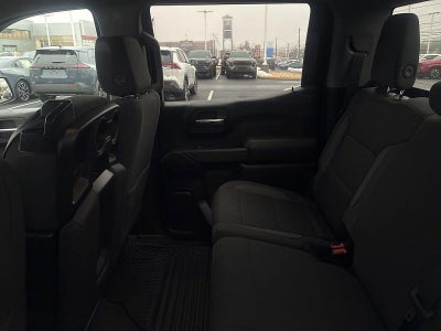 2022 Chevrolet Silverado 1500 Crew Cab Short Box 4-Wheel Drive Custom