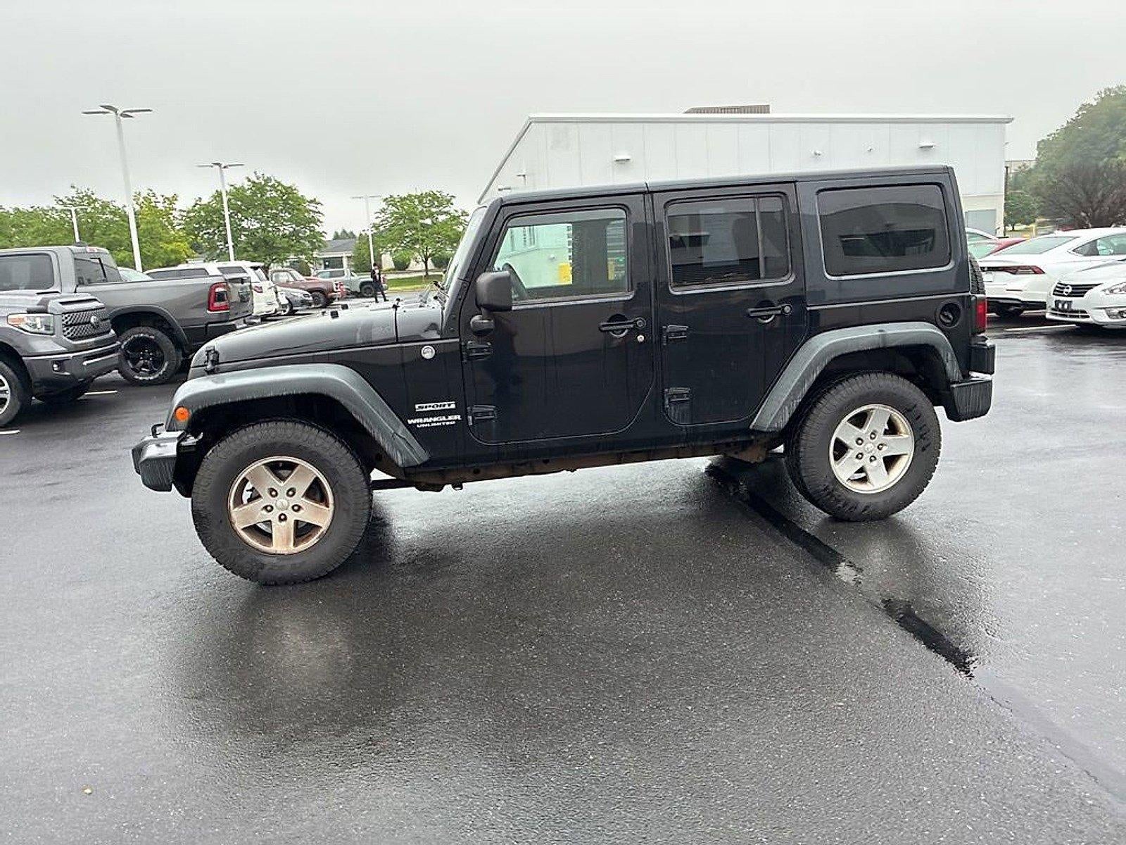 2011 Jeep Wrangler Unlimited 4WD 4dr Sport