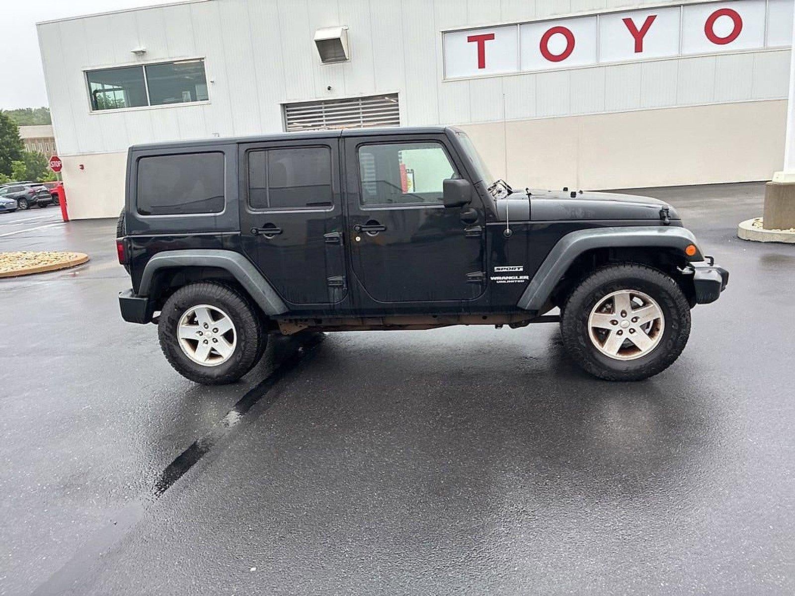 2011 Jeep Wrangler Unlimited 4WD 4dr Sport